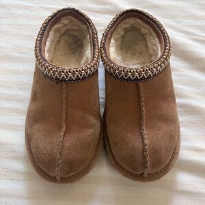 UGG Kids' Tazz Slipper